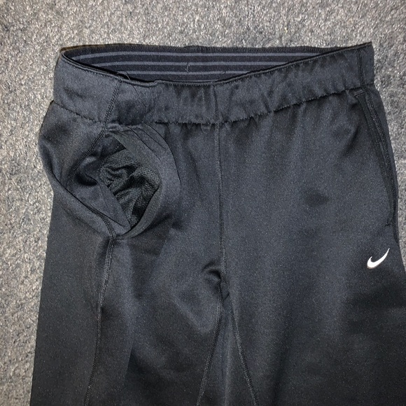 Nike Sweatpants - Picture 2 of 4
